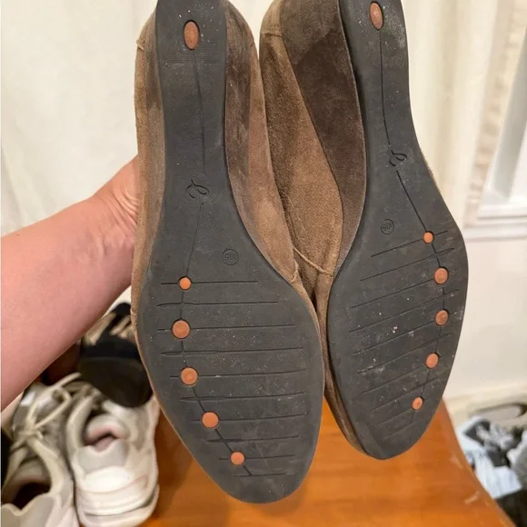 Easy Spirit Women's Leather Upper Boots - Brown Suede - Picture 5 of 7